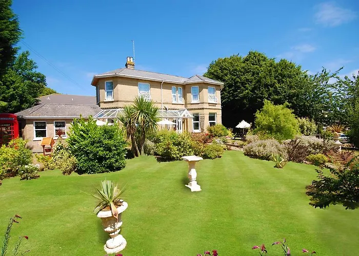 Somerton Lodge (Adults Only)